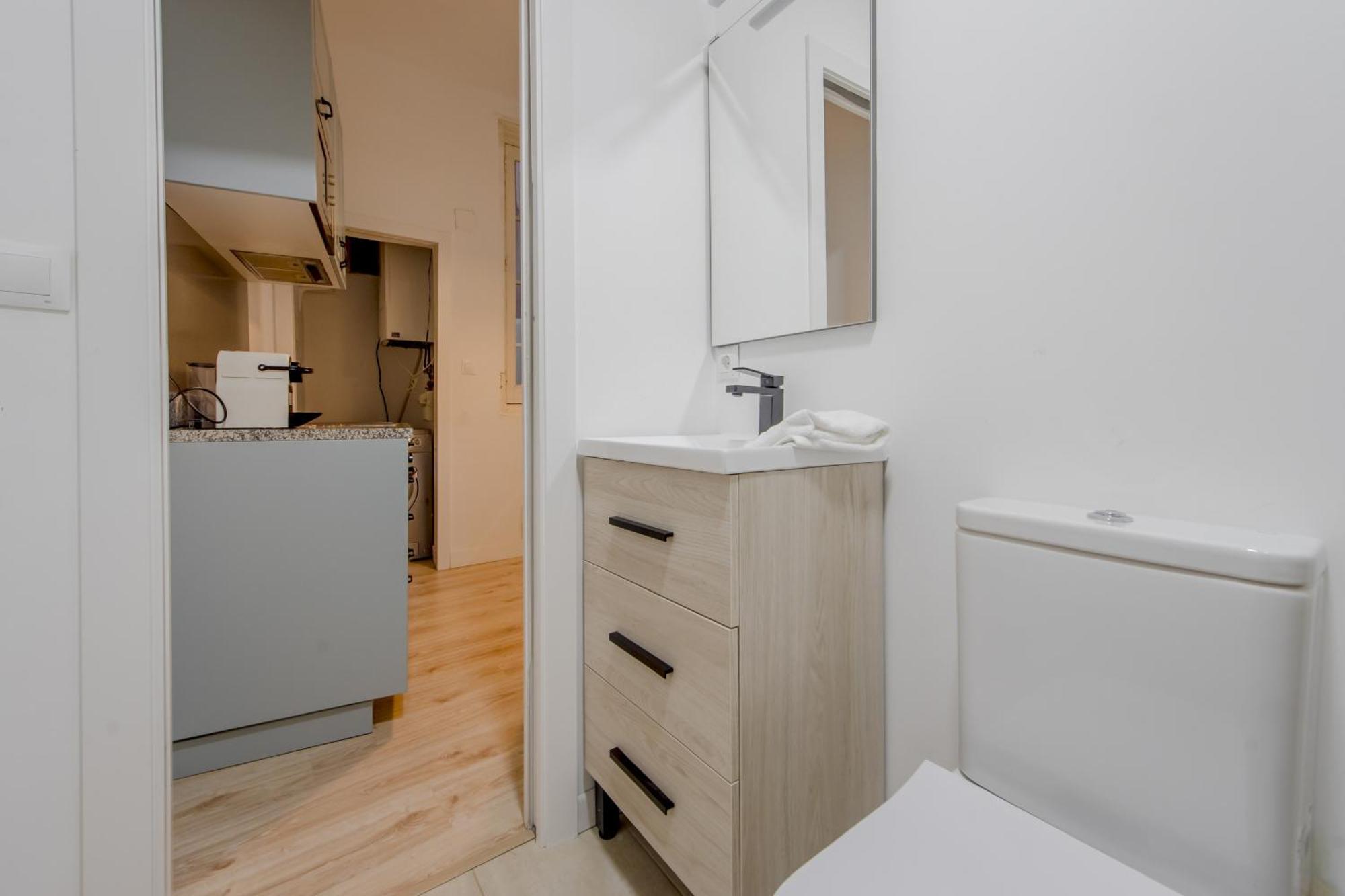 Premium Apt Para 9Pax En Calle Olmo - Centro De Madrid E1 Exteriör bild