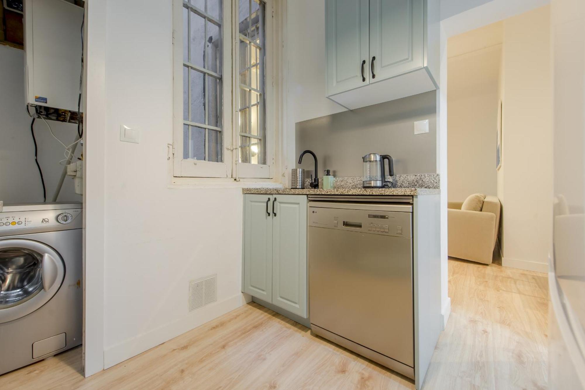 Premium Apt Para 9Pax En Calle Olmo - Centro De Madrid E1 Exteriör bild