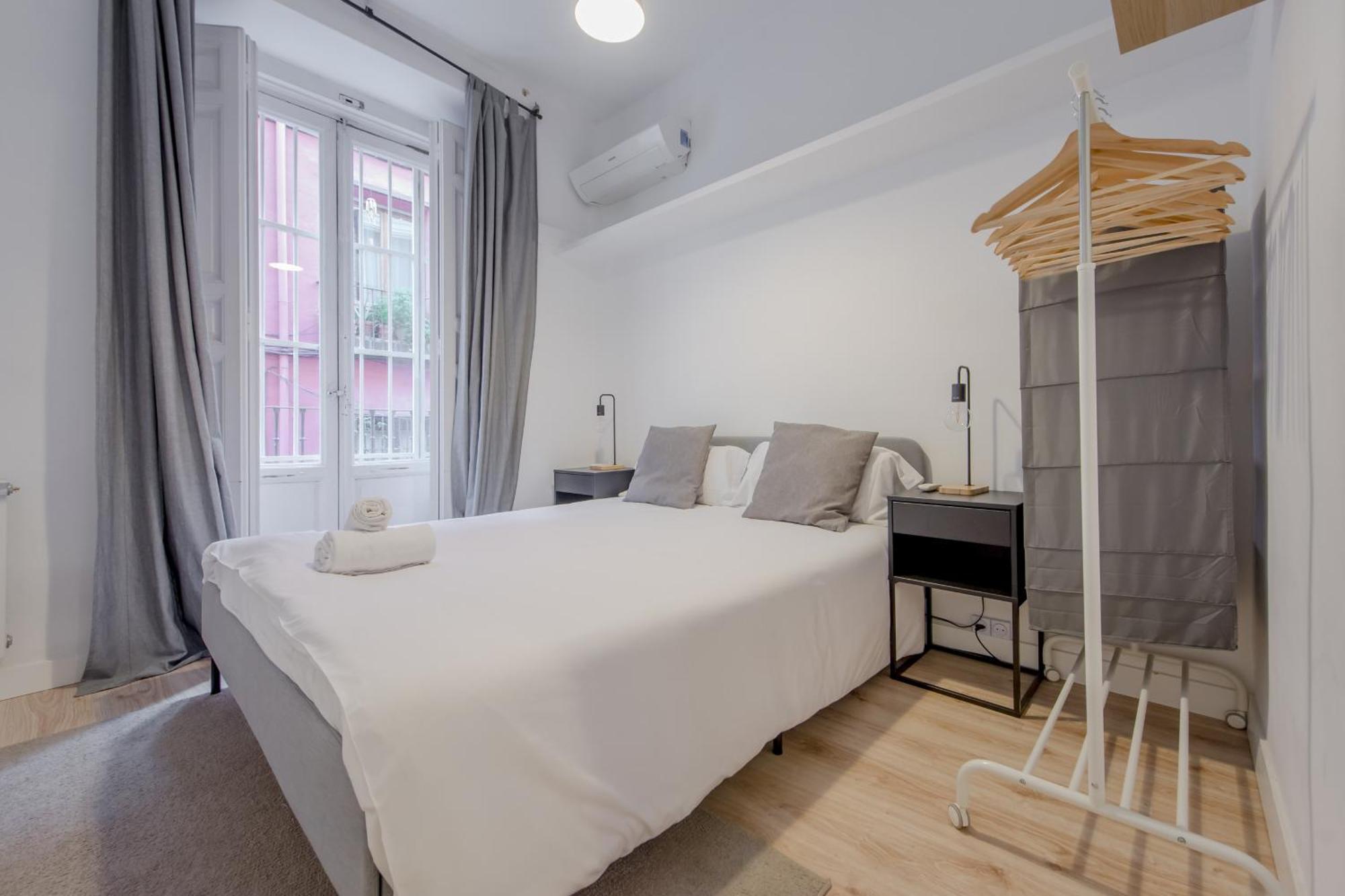 Premium Apt Para 9Pax En Calle Olmo - Centro De Madrid E1 Exteriör bild
